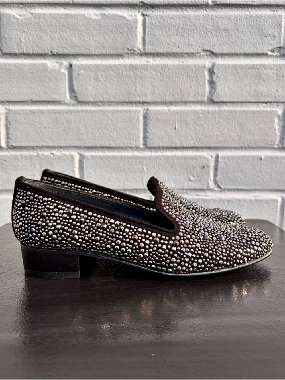 Stuart Weitzman "Slipbeads" Studded Smoking Loafer, Women’s SZ 6 LIKE NEW! - Picture 2 of 8